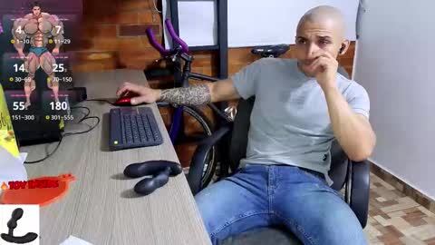 Marck  Independent model  online show from 11.17.25