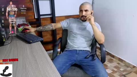 Marck  Independent model  online show from 12.23.25