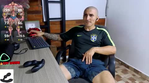 Marck  Independent model  online show from 01.10.26