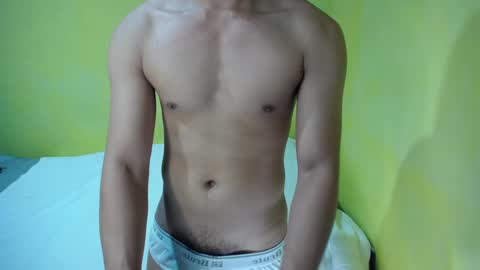 Snapshot of marco_xx69 chatting on 02.05.25 marco_xx69 online show from 02.05.25