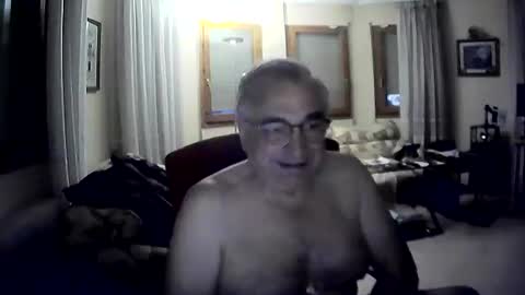Snapshot of marcos260526 chatting on 05.18.26 marcos260526 online show from 05.18.26