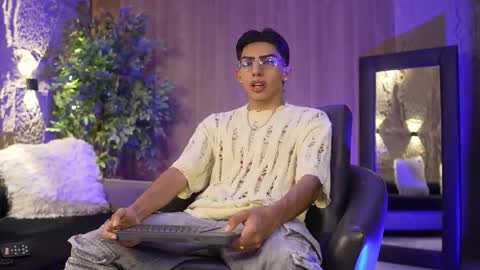 Marco and Ethan online show from 11.08.25