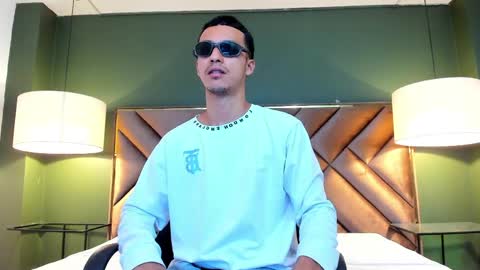 Snapshot of marcus_jeron chatting on 05.18.26 marcus_jeron online show from 05.18.26