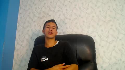 Snapshot of marcus_jeron chatting on 06.05.26 marcus_jeron online show from 06.05.26