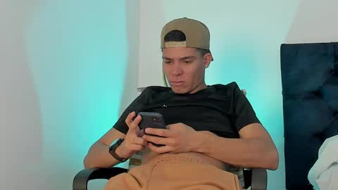 marcus_moreno online show from 04.16.26