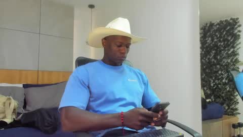 Snapshot of marcusblack_ chatting on 05.05.26 Marcusssss online show from 05.05.26