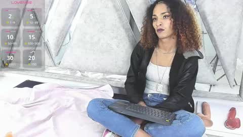 marfilastrom online show from 12.17.24