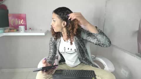 marfilastrom online show from 02.08.25