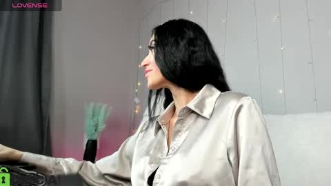 Snapshot of margaret_clark chatting on 02.03.25 Margaret Clark online show from 02.03.25