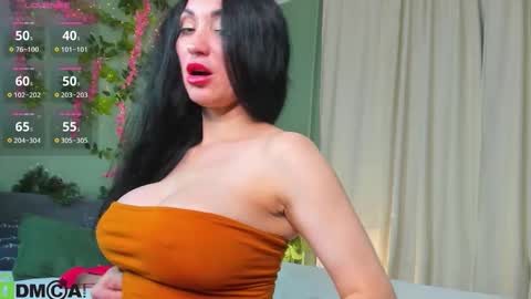 Snapshot of margaret_clark chatting on 01.11.26 Margaret Clark online show from 01.11.26