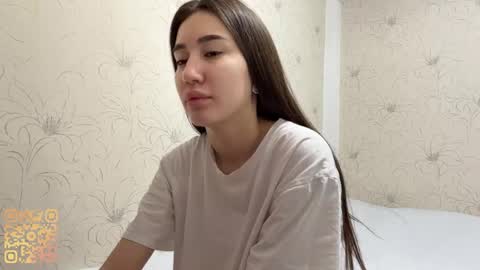 Snapshot of margaretawieczorek chatting on 05.29.26 Emily online show from 05.29.26