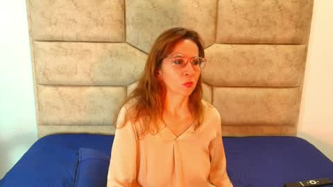 Snapshot of margareth_rouss7 chatting on 04.10.26 margareth online show from 04.10.26