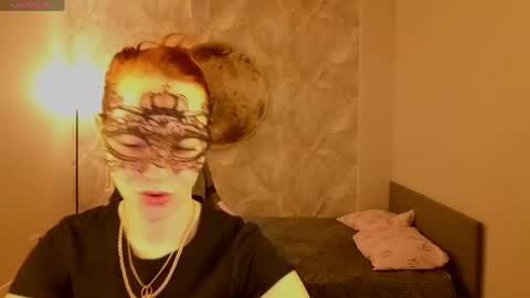 Margo Kellly online show from 05.25.26