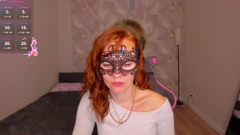 Snapshot of margo_kellly chatting on 07.20.26 Margo Kellly online show from 07.20.26