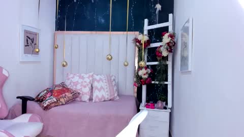 Snapshot of margot_smith chatting on 01.07.26 Margot online show from 01.07.26