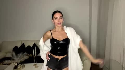 Margot online show from 09.11.25