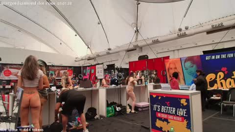   online show from 02.01.25