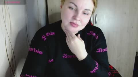 Mari online show from 11.24.25