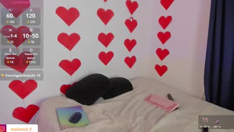 Snapshot of mari_mar69 chatting on 02.27.25 mari_mar69 online show from 02.27.25