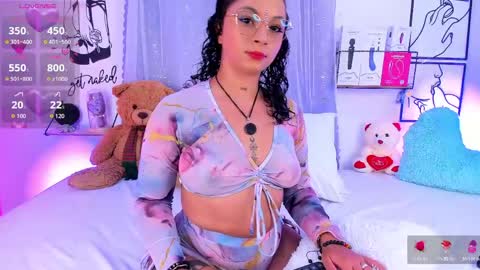 Snapshot of mari_sweett chatting on 05.11.26 Mari Sweett online show from 05.11.26
