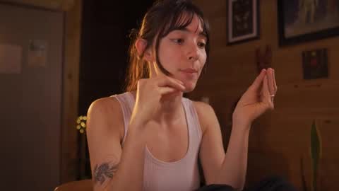 Snapshot of maria_alfonsina_ chatting on 10.26.25 Alfonsina online show from 10.26.25