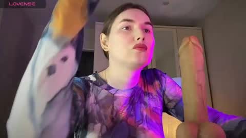 Snapshot of maria_bowie chatting on 05.19.26 Maria online show from 05.19.26