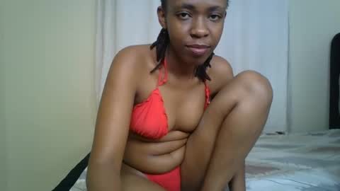 Snapshot of maria_dally chatting on 12.03.24 maria_dally online show from 12.03.24