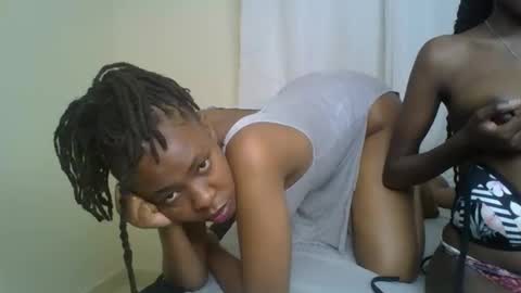 Snapshot of maria_dally chatting on 12.11.24 maria_dally online show from 12.11.24