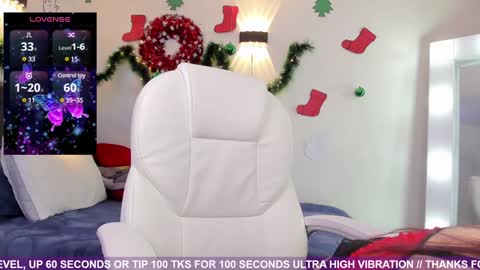 Snapshot of maria_mendoza chatting on 12.22.24 Maria  online show from 12.22.24