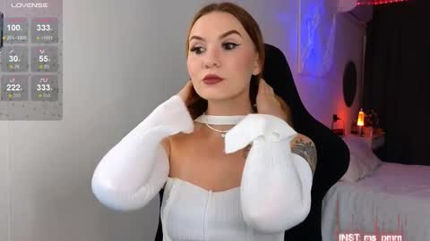 Snapshot of maria_shy_lii chatting on 02.12.25 maria_shy_lii online show from 02.12.25