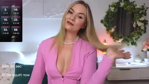 Snapshot of maria_shy_lii chatting on 09.19.25 maria_shy_lii online show from 09.19.25