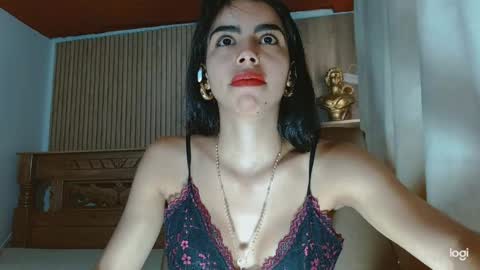 Snapshot of mariaa_antonia1 chatting on 05.14.26 mariaa_antonia1 online show from 05.14.26