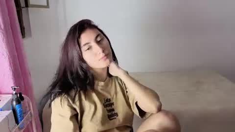 Snapshot of mariagh_ chatting on 07.14.26 Maria online show from 07.14.26