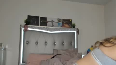 Snapshot of mariahpinkkitty chatting on 01.03.25 Pinkkitty online show from 01.03.25