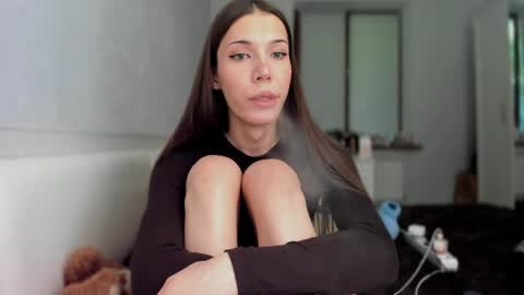 Snapshot of mariamceleste chatting on 05.08.26 Mariam online show from 05.08.26