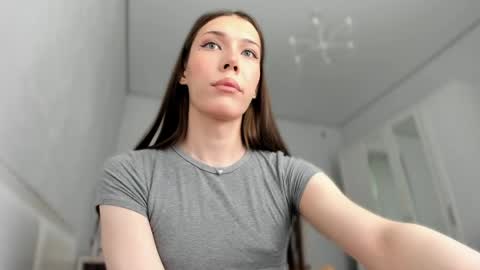 Snapshot of mariamceleste chatting on 05.26.26 Mariam online show from 05.26.26
