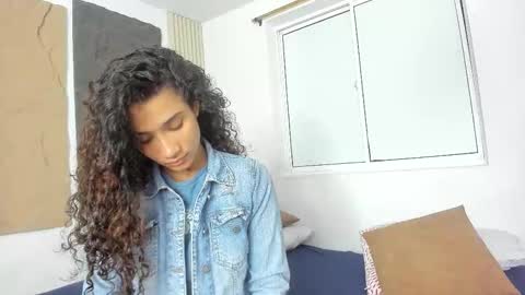 Marian online show from 12.02.25