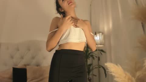 Marian online show from 12.15.25