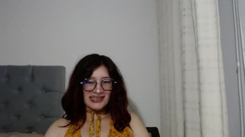 Snapshot of mariana124_ chatting on 01.08.25 Mariana online show from 01.08.25