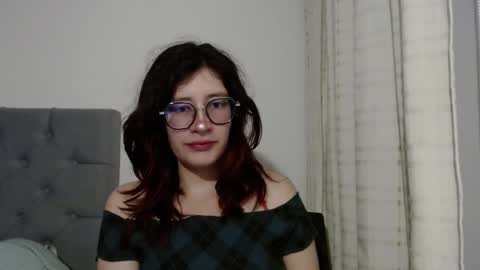 Snapshot of mariana124_ chatting on 02.02.25 Mariana online show from 02.02.25