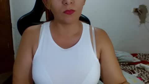 Snapshot of mariana995649 chatting on 12.21.24 mariana995649 online show from 12.21.24