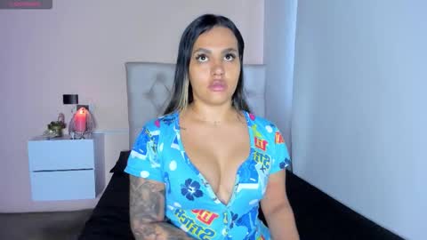 Mariana   roexx online show from 10.18.25