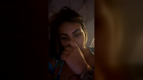 Mariana Roe online show from 12.13.25