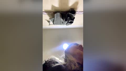 Mariana Roe online show from 01.07.26