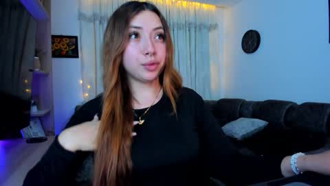 Mariana Castro online show from 11.07.25