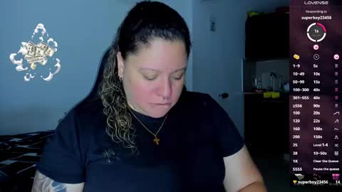 Snapshot of mariana_smittt chatting on 12.28.24 Independent Model online show from 12.28.24