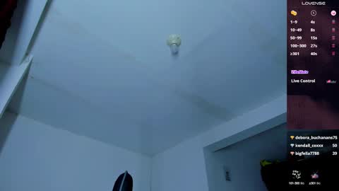 Snapshot of mariana_smittt chatting on 01.12.25 Independent Model online show from 01.12.25