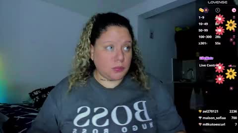 Snapshot of mariana_smittt chatting on 02.17.25 Independent Model online show from 02.17.25