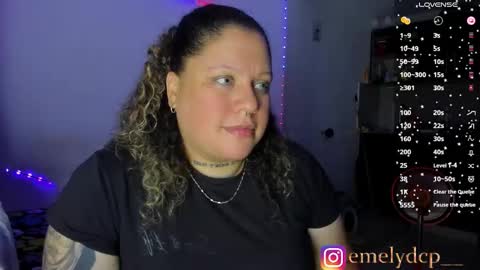 Snapshot of mariana_smittt chatting on 10.16.25 Independent Model online show from 10.16.25