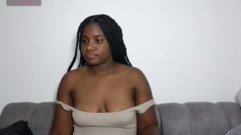 marianaee online show from 10.20.25